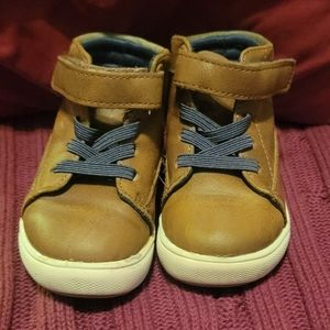 Wonder Nation Size 4 toddler boots